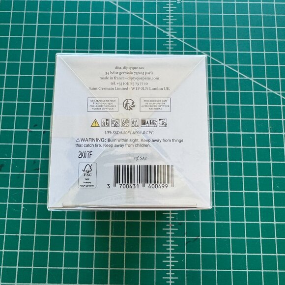 Diptyque New in Box Santal (Sandalwood) Classic Candle - Picture 3 of 5